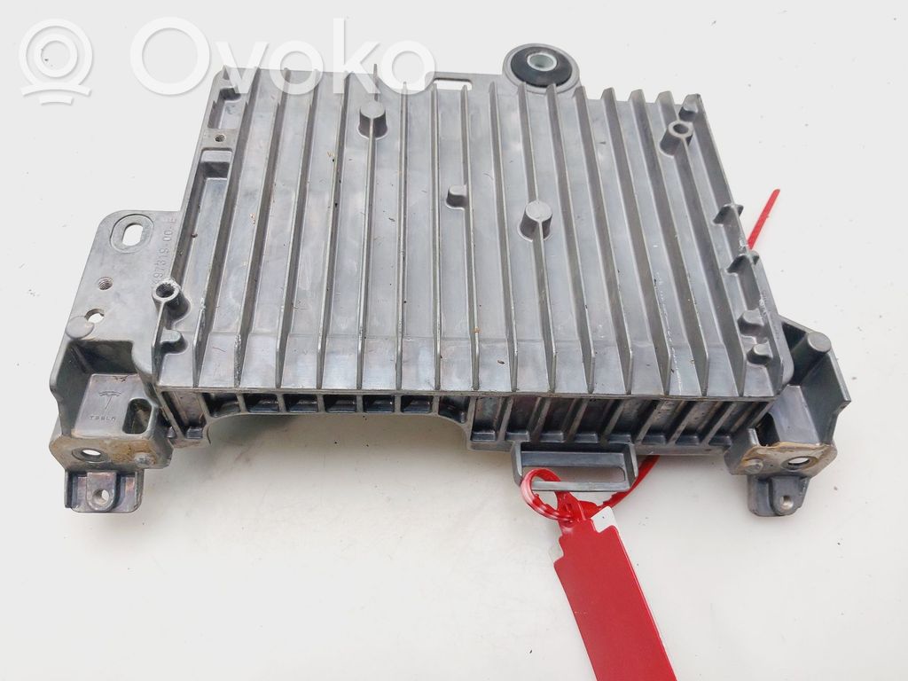Tesla Model 3 Muut ohjainlaitteet/moduulit 