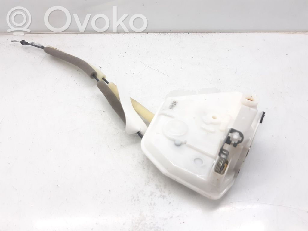 Etuoven lukko   DB2W59310