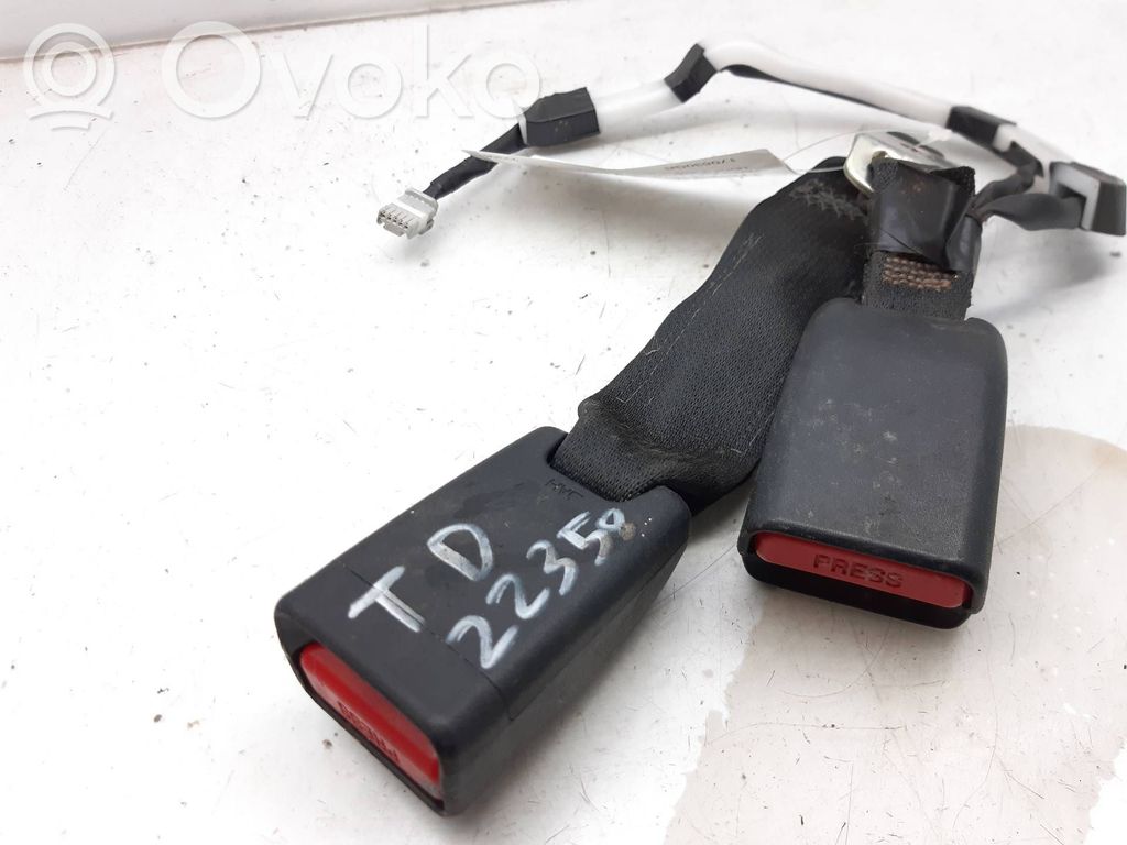 Lexus IS III XE30 Boucle de ceinture de sécurité arrière