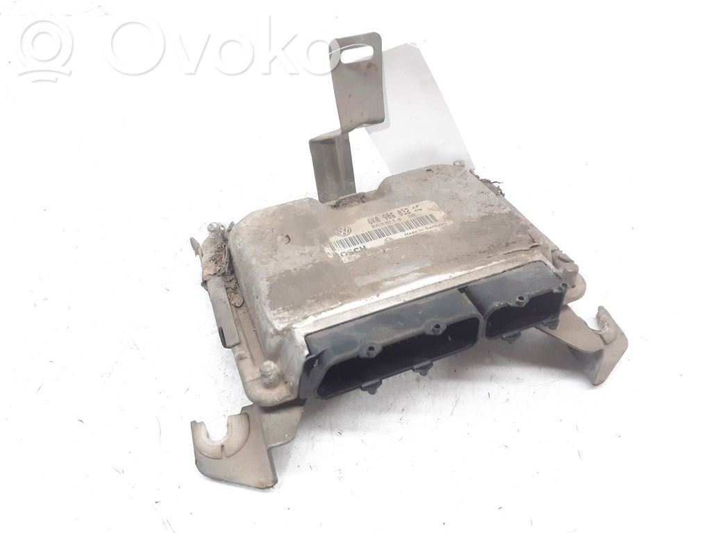 Unidad de control/módulo del motor   6K0906032AC