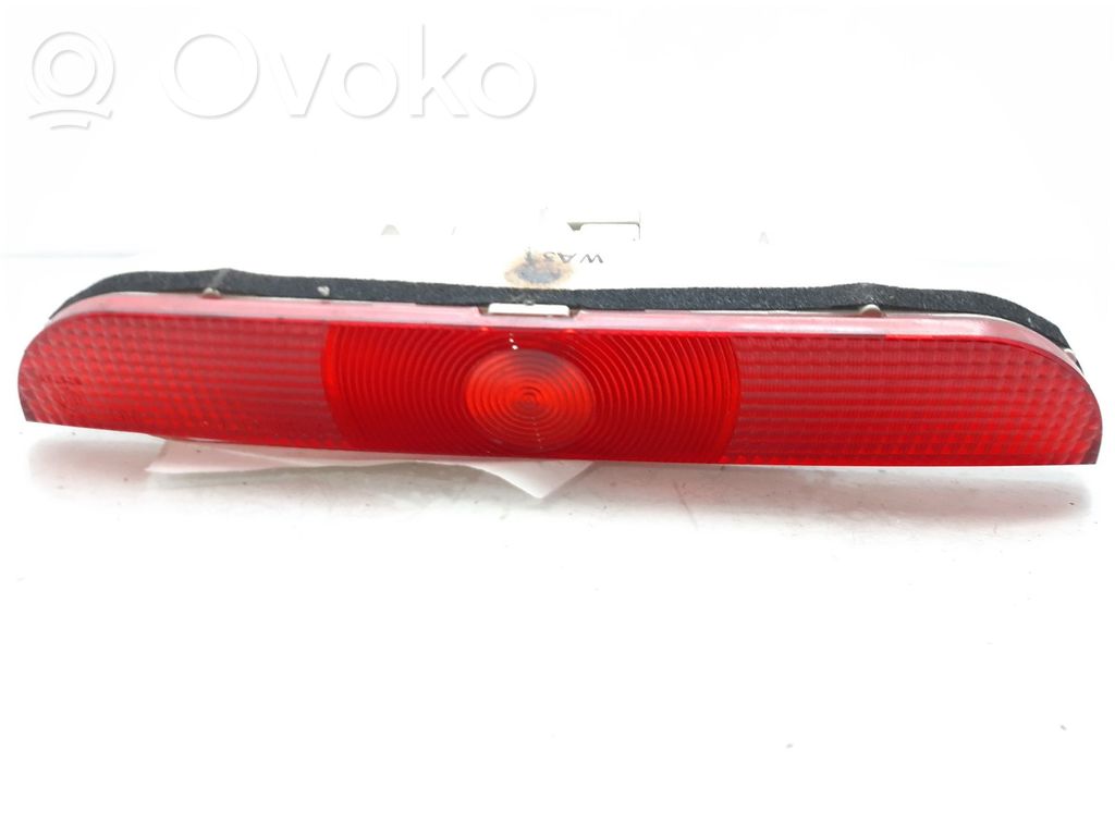 Mazda 3 I Third/center stoplight 