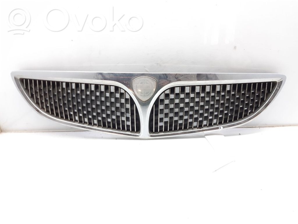 Lancia Lybra Etusäleikkö 