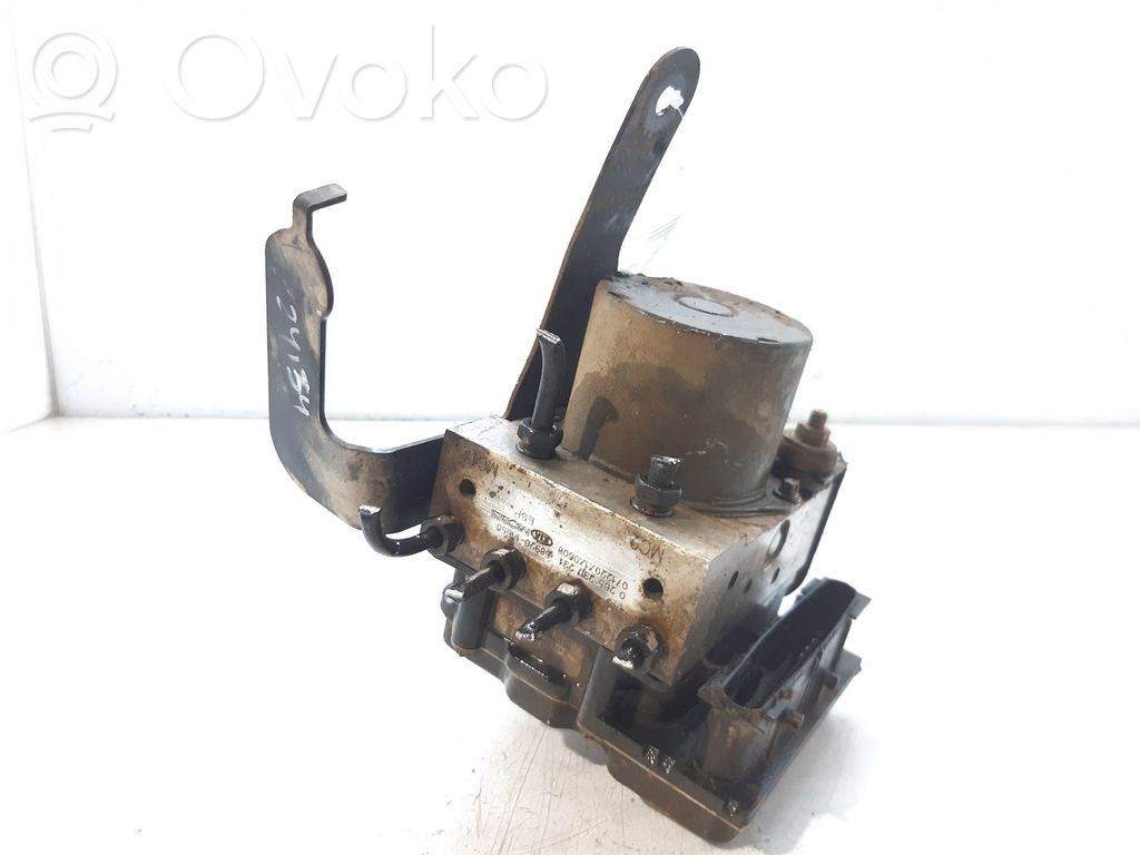 Bomba de ABS   589201H650
