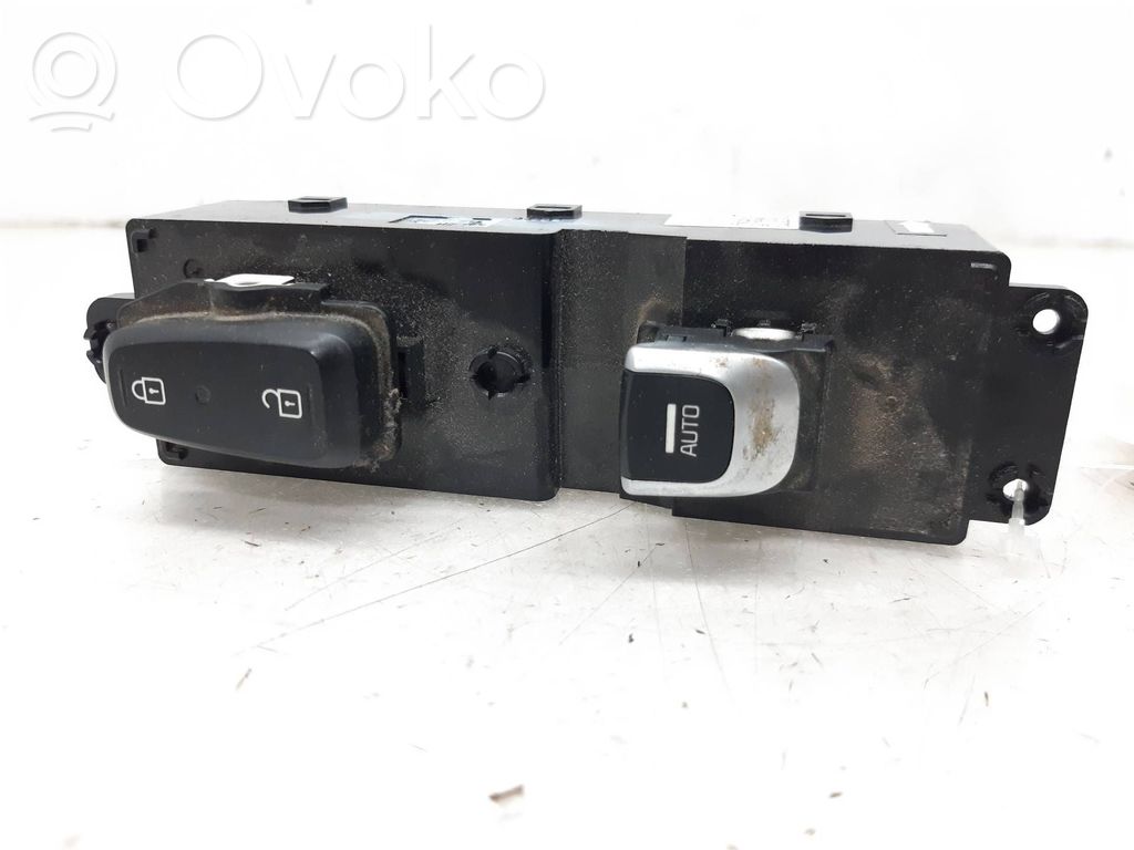 KIA Optima Electric window control switch 