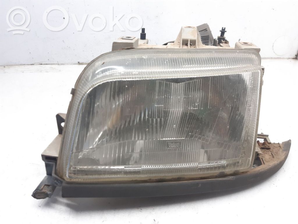 Renault Clio I Scheinwerfer 