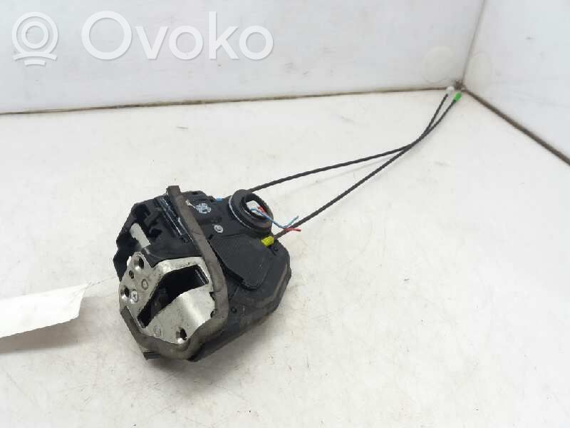 Toyota Auris E180 Cerradura de puerta trasera 
