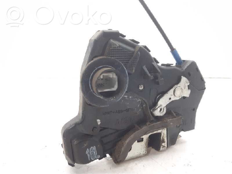 Toyota Corolla E120 E130 Priekšpusē slēdzene 