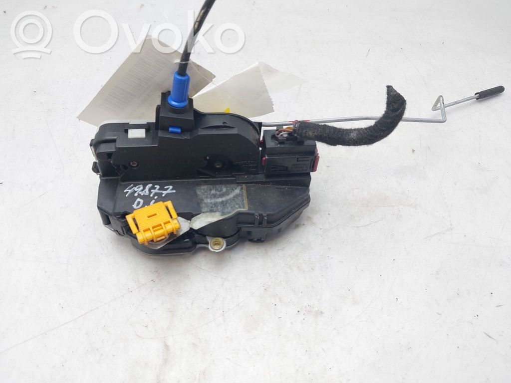 Opel Mokka Încuietoare ușă față 