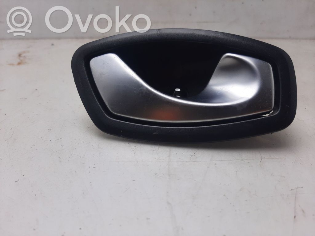 Renault Clio IV Rankenėlė atidarymo vidinė 