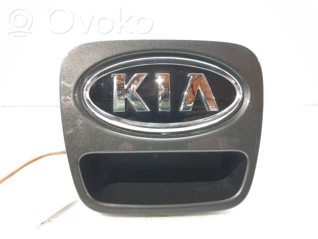 Uchwyt / Rączka zewnętrzna otwierania klapy tylnej / bagażnika   812601H300