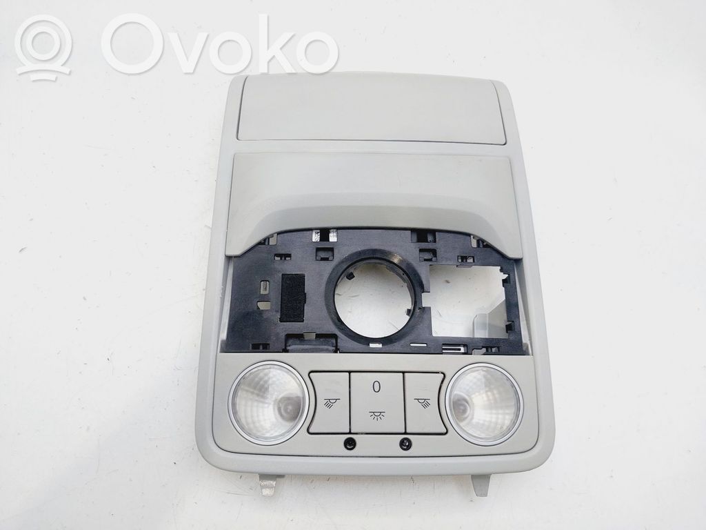 Éclairage lumière plafonnier avant   1K0867489E