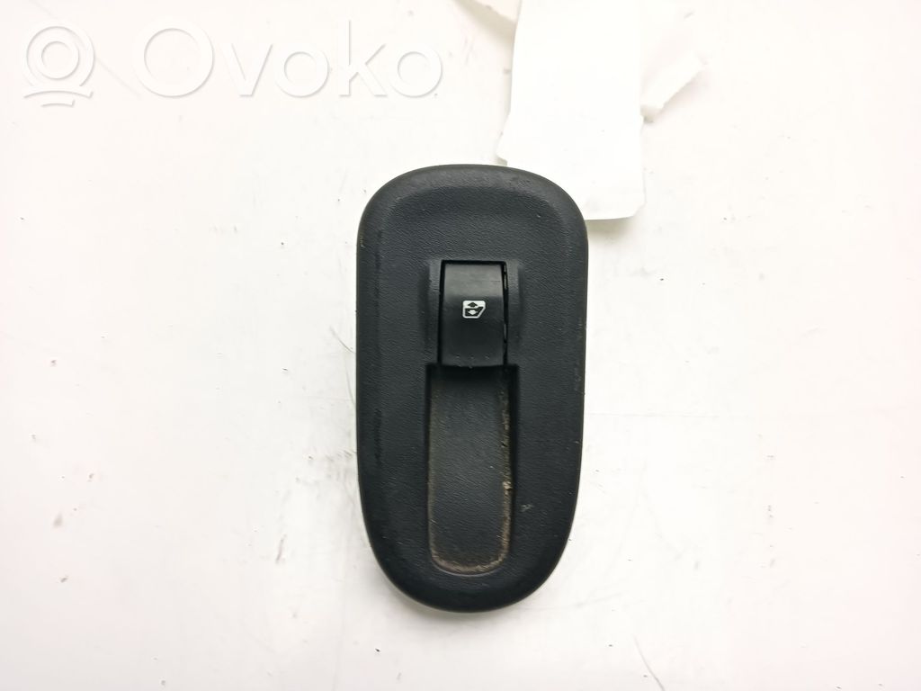 Renault Master III Electric window control switch 