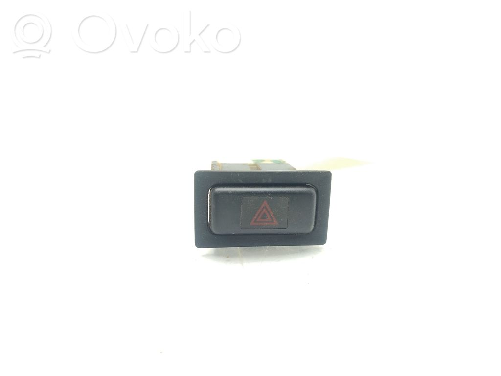 Ford Ranger Botón interruptor de luz de peligro 