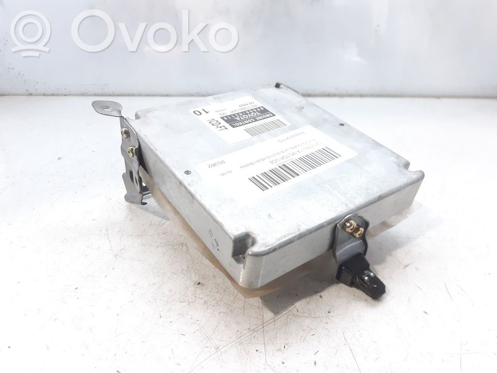 Moottorin ohjainlaite/moduuli   8966602110