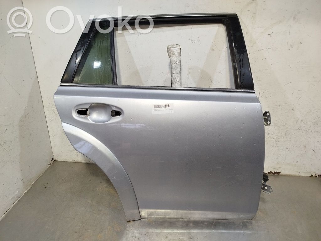 Subaru Legacy Puerta trasera 