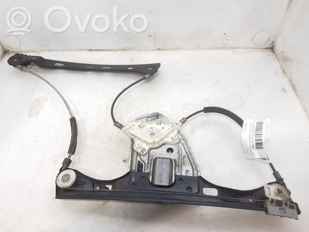 Mercedes-Benz C W203 Alzacristalli della portiera anteriore con motorino
