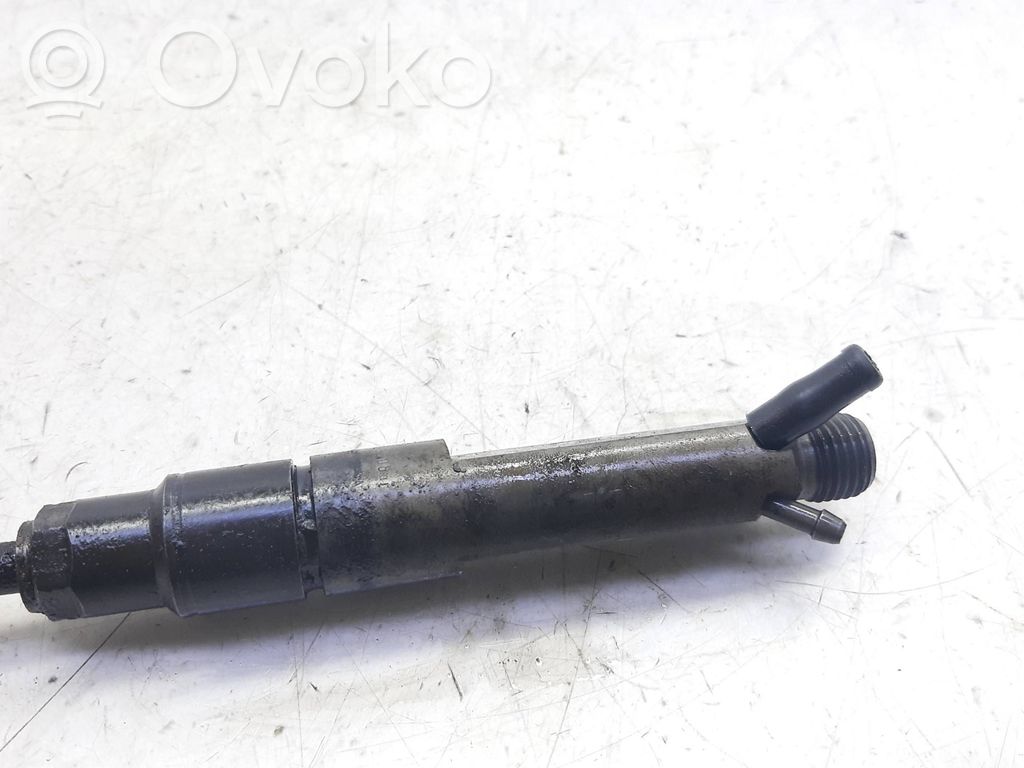Seat Cordoba (6K) Injector combustibil 
