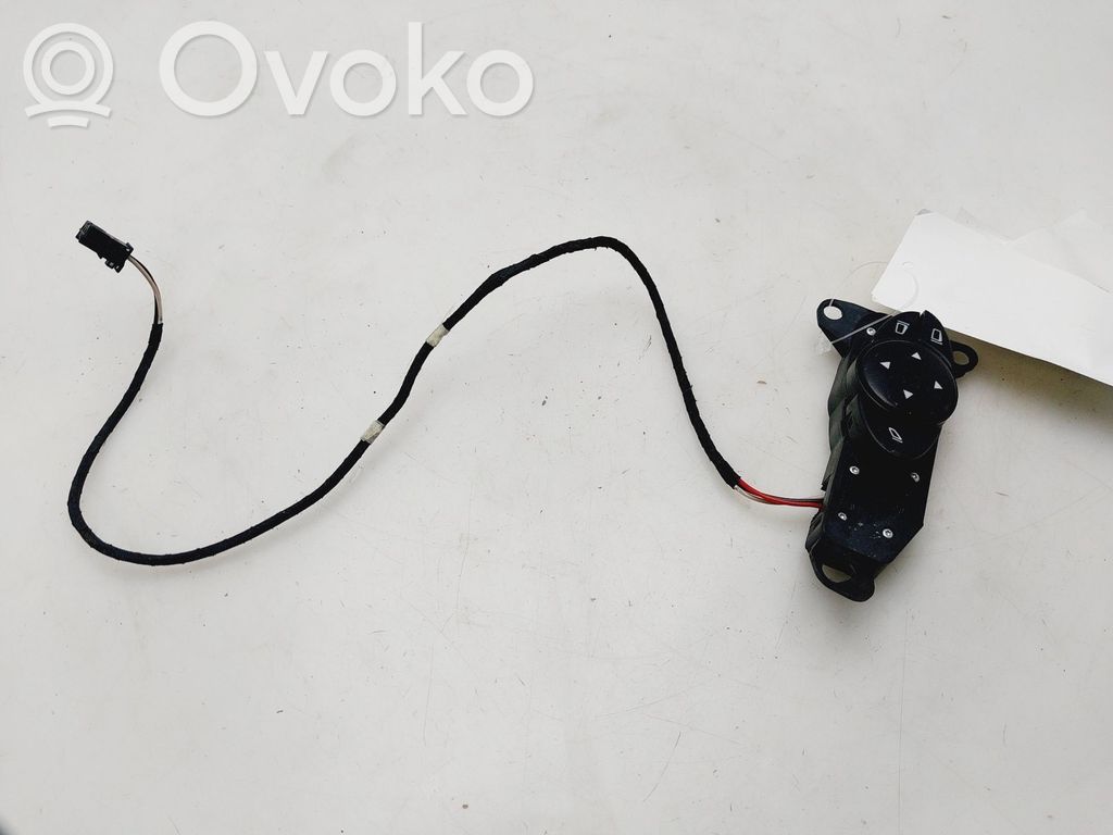 Mercedes-Benz E W211 Wing mirror switch 