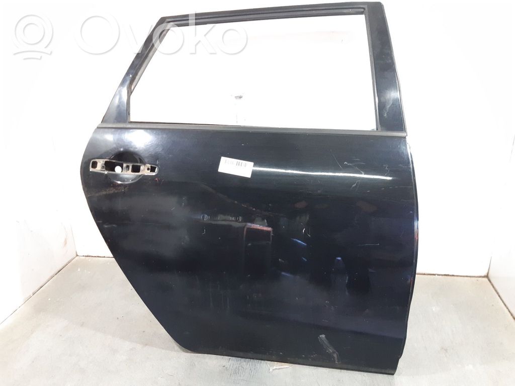 Mitsubishi Grandis Puerta trasera 