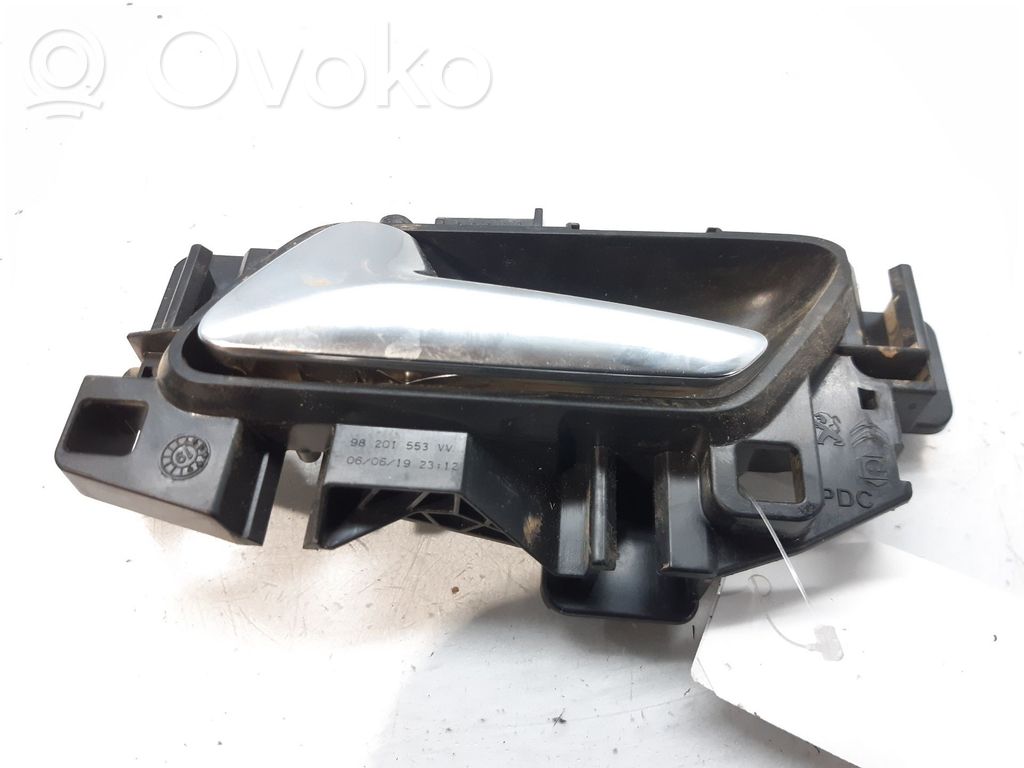 Manecilla interna puerta trasera   98201553V