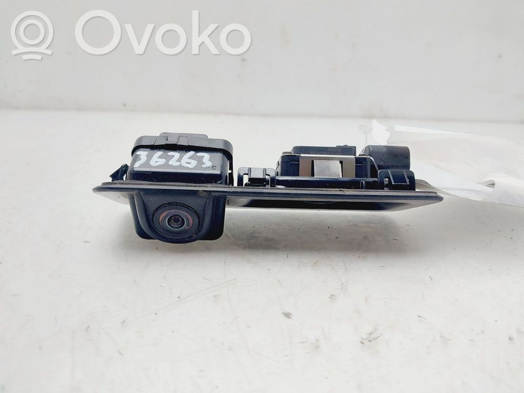 Tailgate trunk handle   J9C3432B10BC