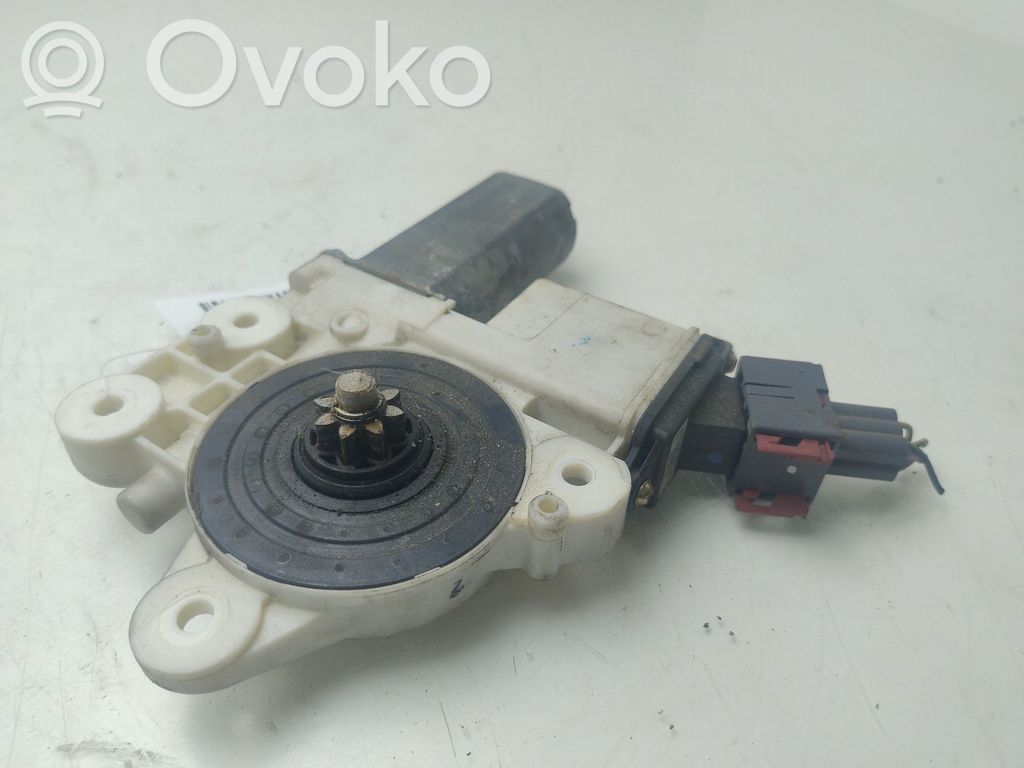 Toyota Corolla E120 E130 Asa reguladora de la puerta trasera 
