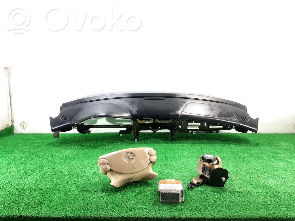 Mercedes-Benz CLS C219 Kit airbag avec panneau