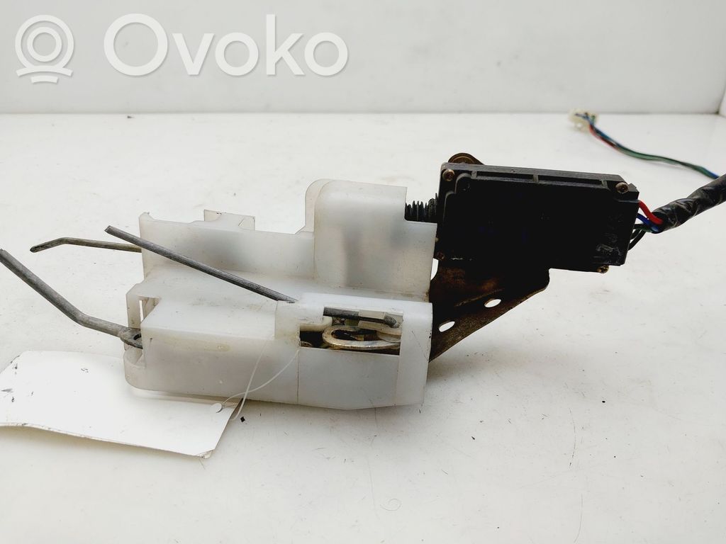 Mazda 323 Front door lock 