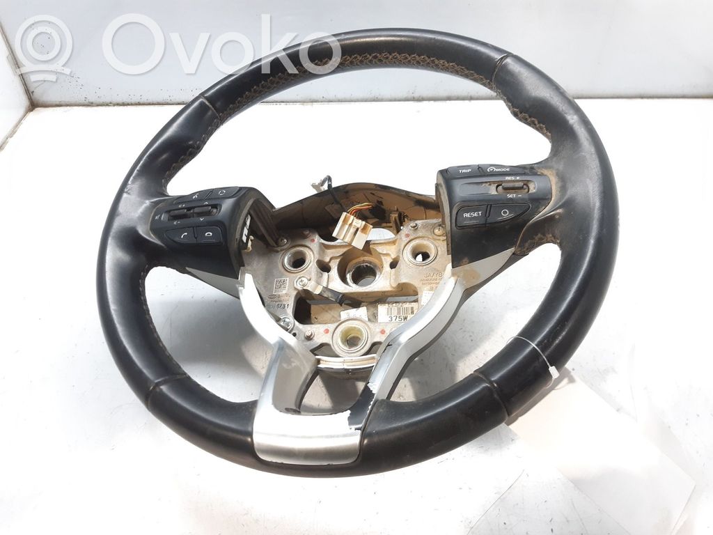 KIA Stonic Ohjauspyörä 