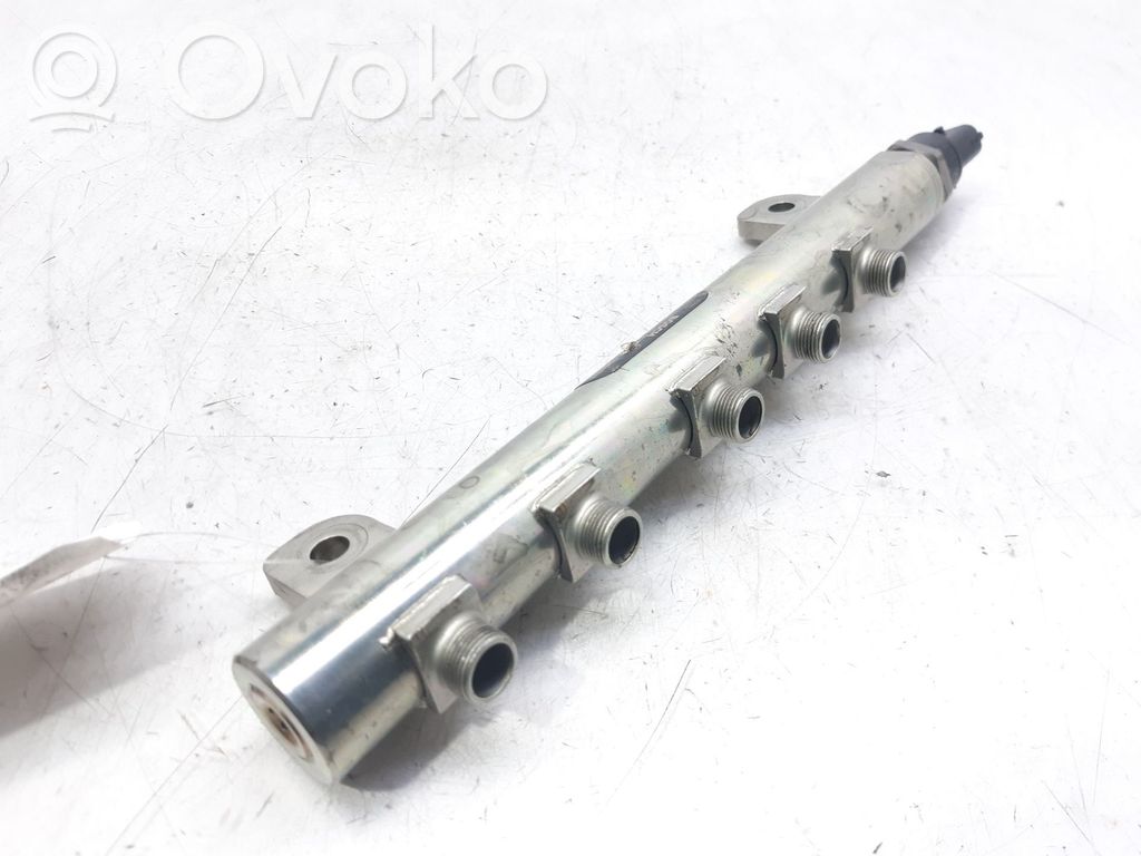 Fiat Stilo Listwa wtryskowa 