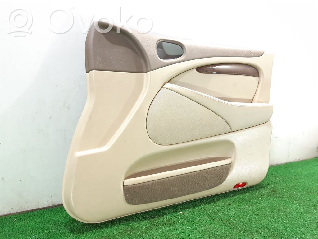 Etuoven verhoilu   XR819632LEG