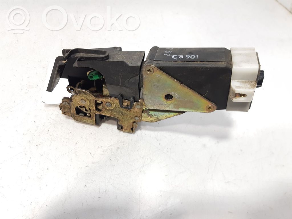 Volvo S40, V40 Takaoven lukko 