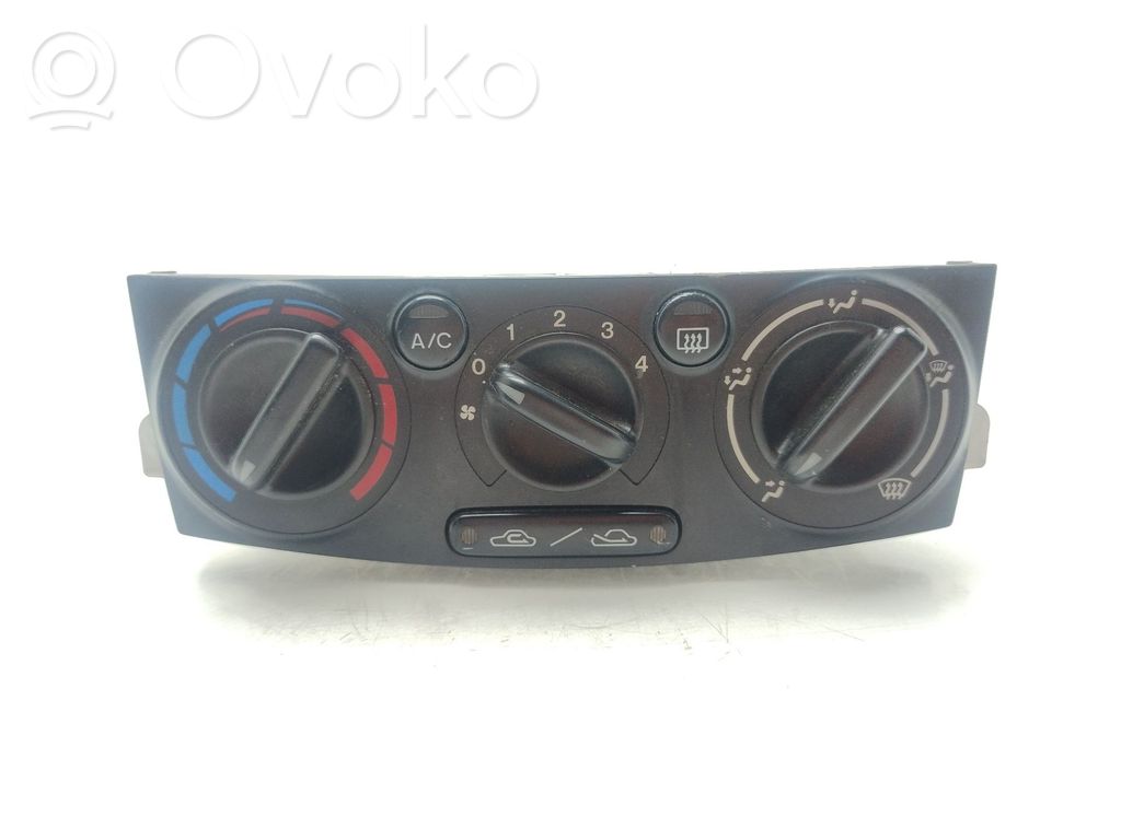 Mazda MPV II LW Climate control unit 
