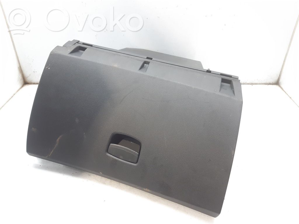 Renault Laguna III Glove box 