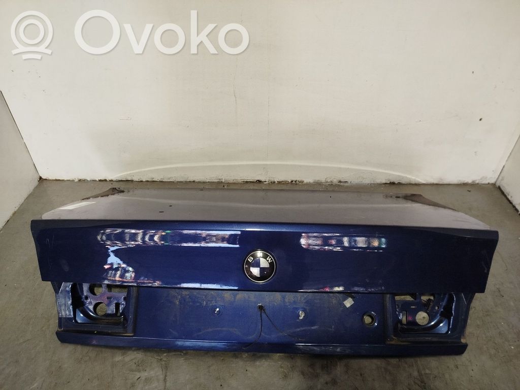 BMW 5 E34 Puerta del maletero/compartimento de carga 