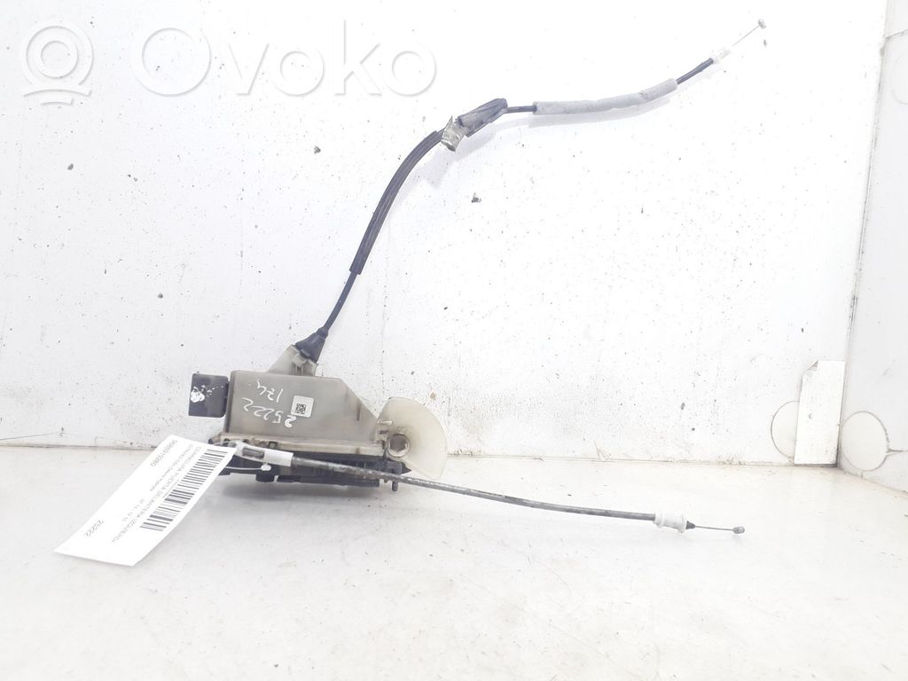 Citroen DS5 Front door lock 