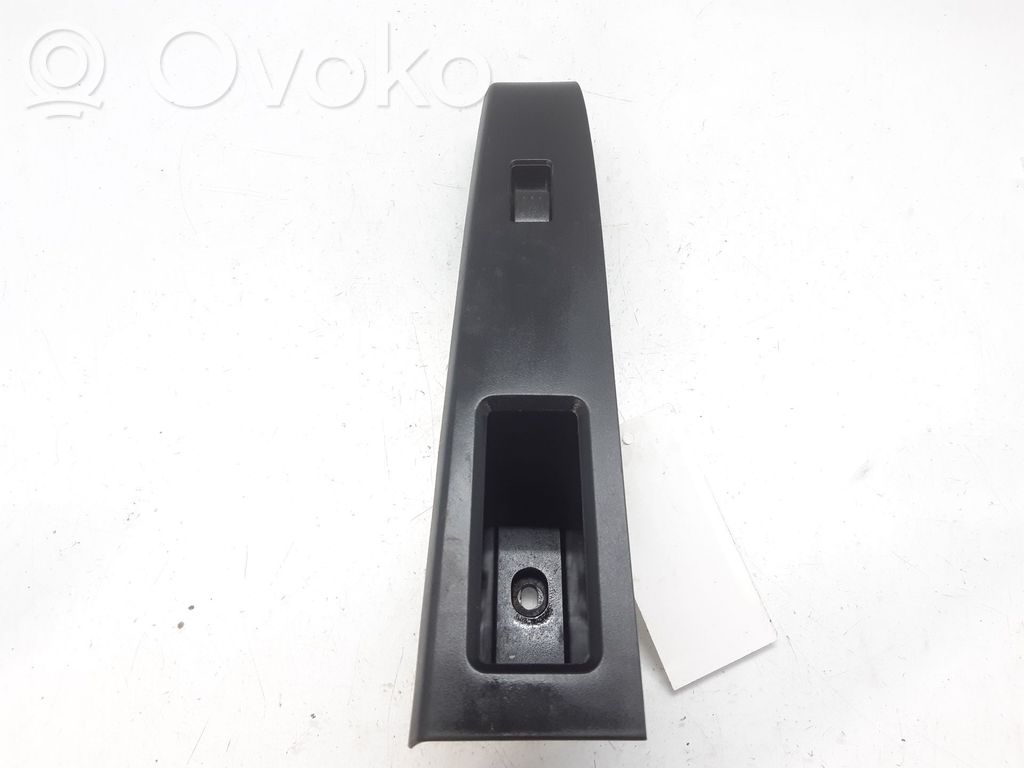 Electric window control switch   CC29684L1C02