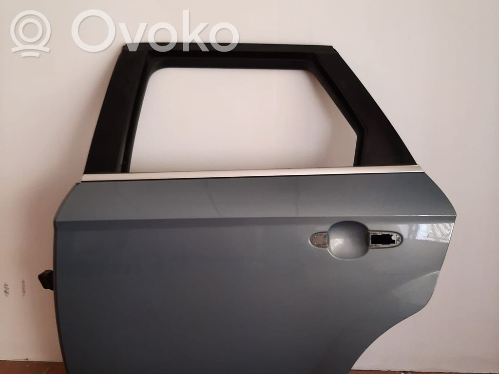 Ford Mondeo MK IV Puerta trasera 