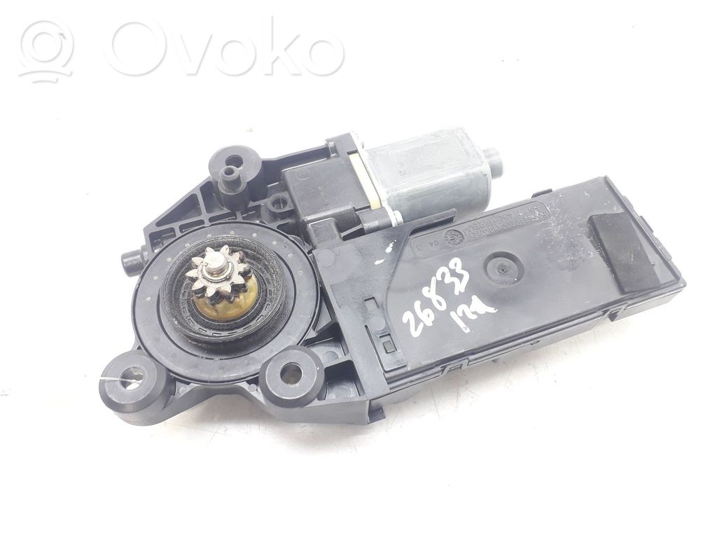 Renault Fluence Silnik regulatora szyby drzwi przednich 