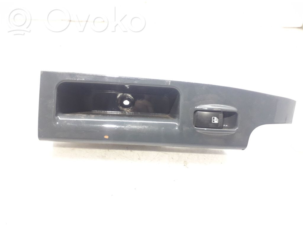 KIA Sorento Electric window control switch 