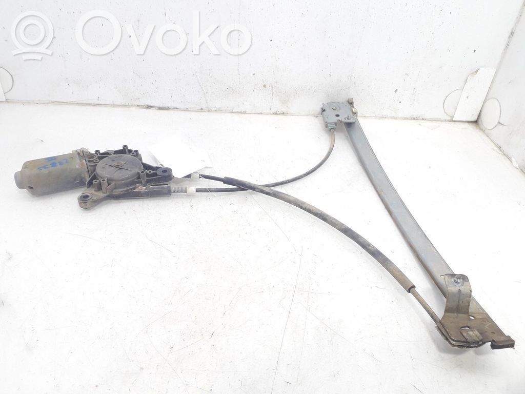 Citroen Saxo Elektryczny podnośnik szyby drzwi przednich 