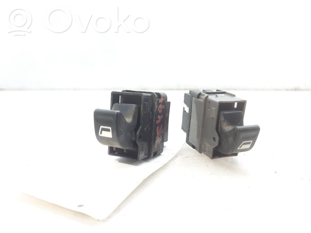 Peugeot 307 Electric window control switch 