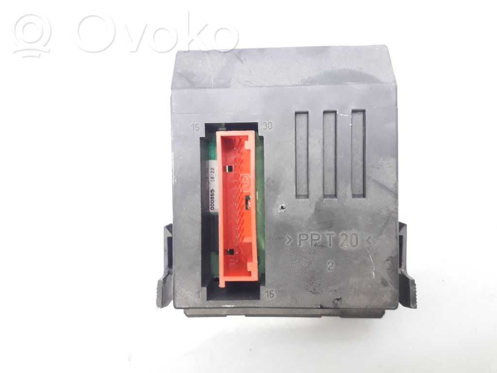 Other control units/modules   8200079014