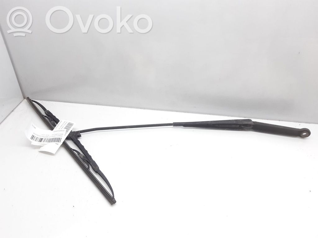BMW 3 E90 E91 Front wiper blade arm 