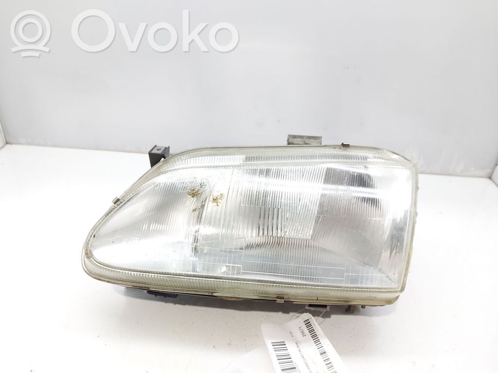 Renault Megane I Lampa przednia 