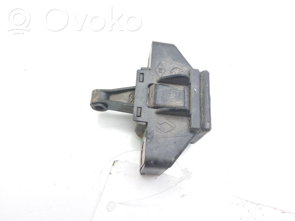 Dacia Logan I Tailgate lock latch 
