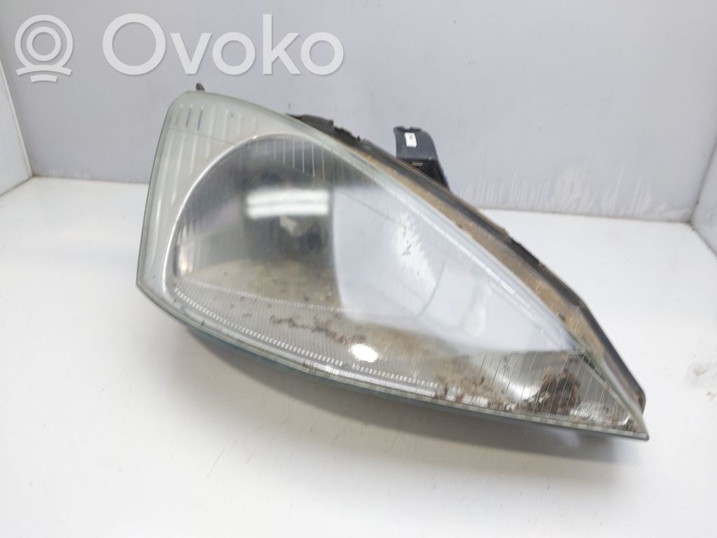 Ford Focus Scheinwerfer 