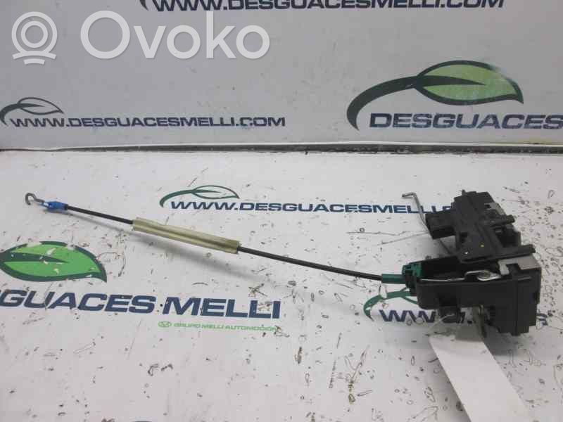 Opel Zafira B Încuietoare ușă față 