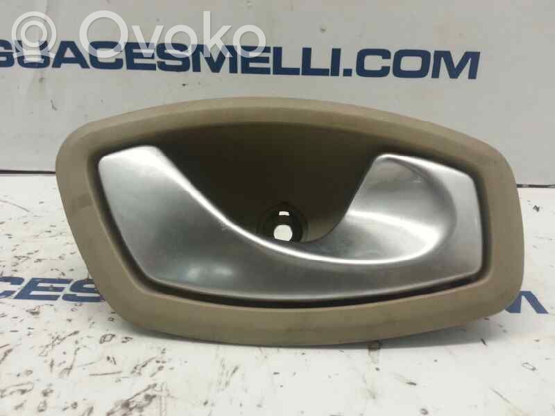 Renault Megane III Manecilla interna puerta trasera 