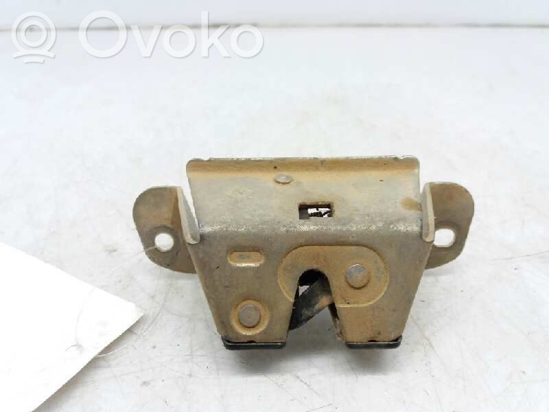 Toyota Aygo AB10 Blocco/chiusura/serratura del portellone posteriore/bagagliaio